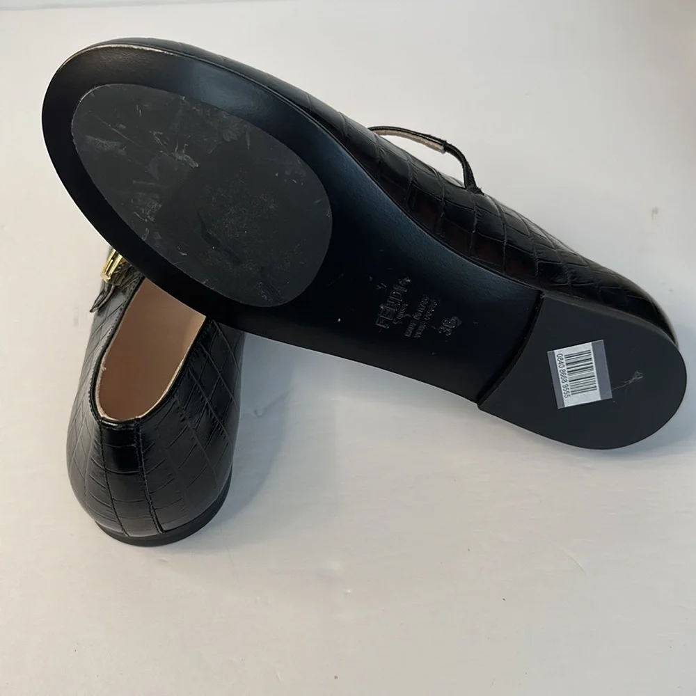 FENDI New Kids cute Black Leather Shoes in size 36 100% Authentic